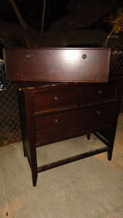 Free dresser