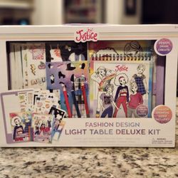 Justice  Fashion Design  Table Deluxe  Kit