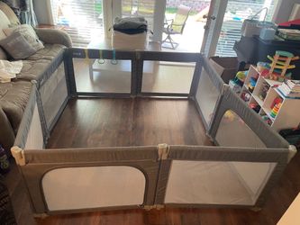 Collapsible Kids playpen