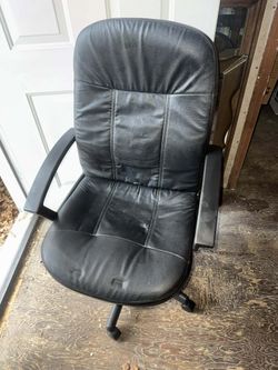 Black leather office chair