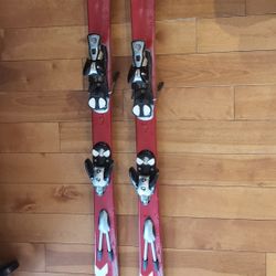 Skis SALOMON 163cm