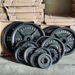 š„BRAND NEW 300lbs OLYMPIC CAST IRON WEIGHT SET! COMES WITH 7ft Barbell