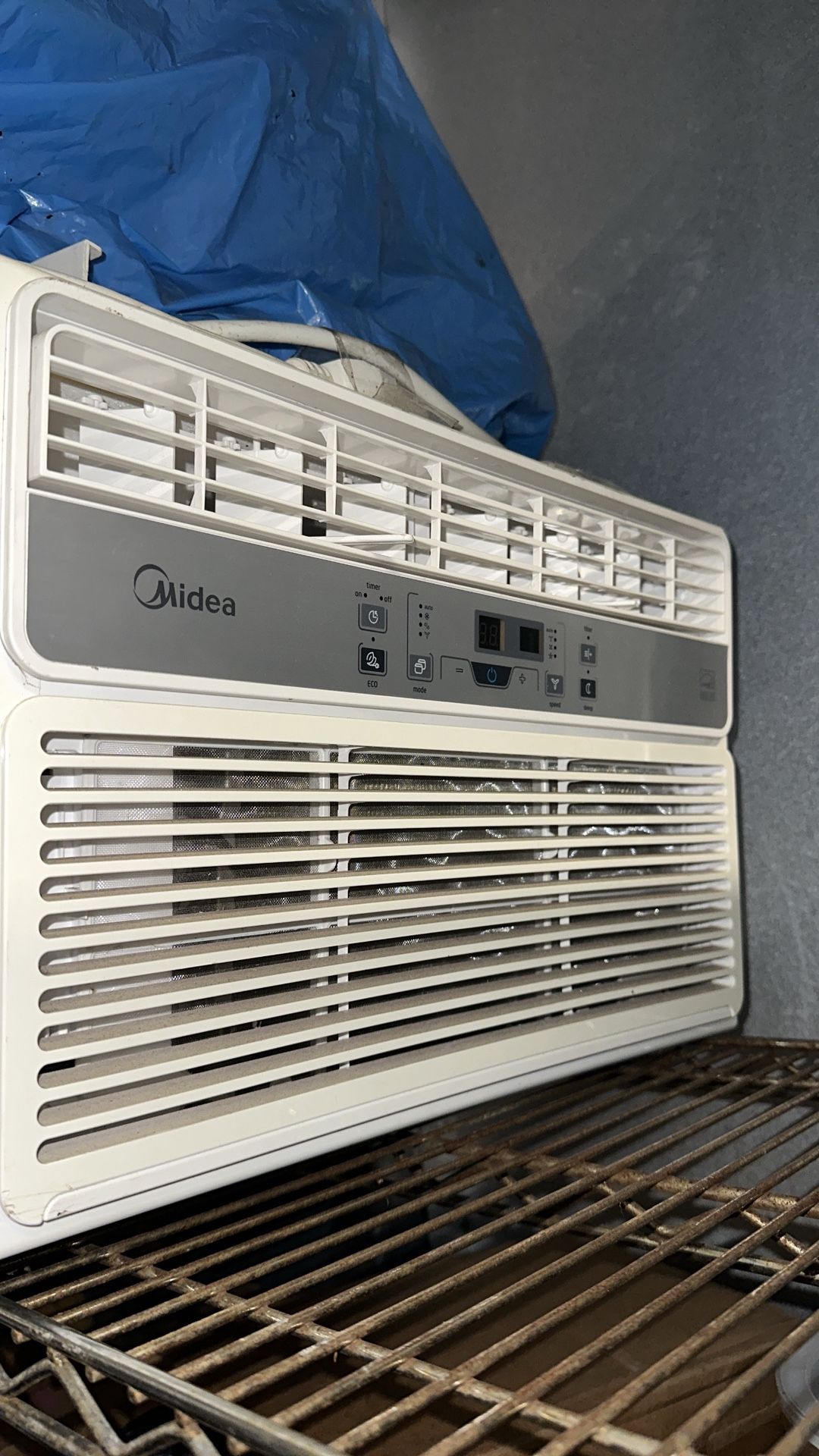 Brand new Digital Midea Air conditioner
