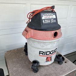 RIDGID 12 Gallon 4.25 HP Wet / Dry Shop Vacuum VAC High Performance
