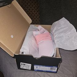 Womens Sneakers 1pair New Pink Pumas