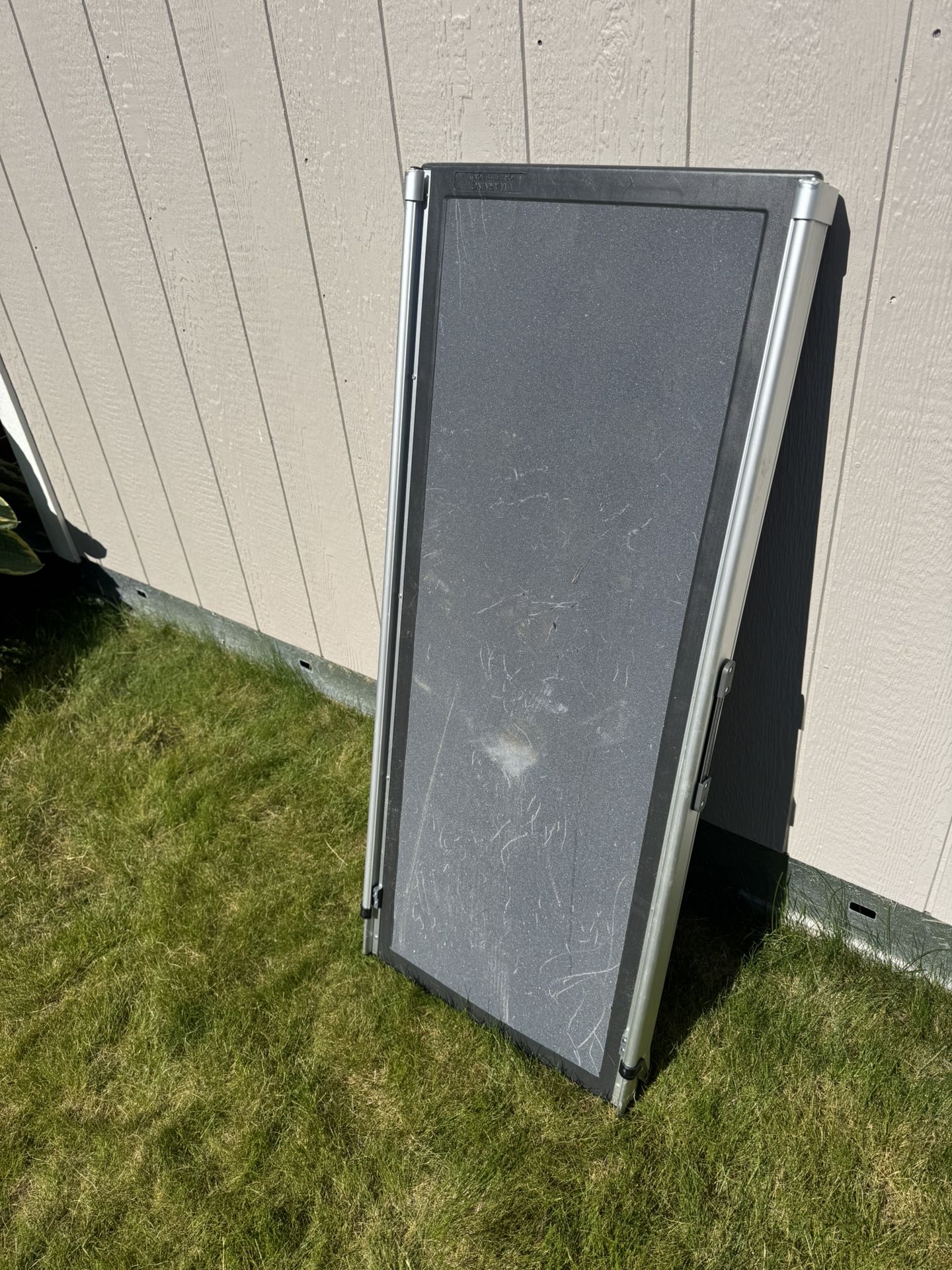 PetSafe Happy Ride Telescoping Dog Ramp, Portable Pet Ramp for Cars, Trucks & SUVs with Adjustable Sizing