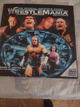 WWE WrestleMania Book With DVD 