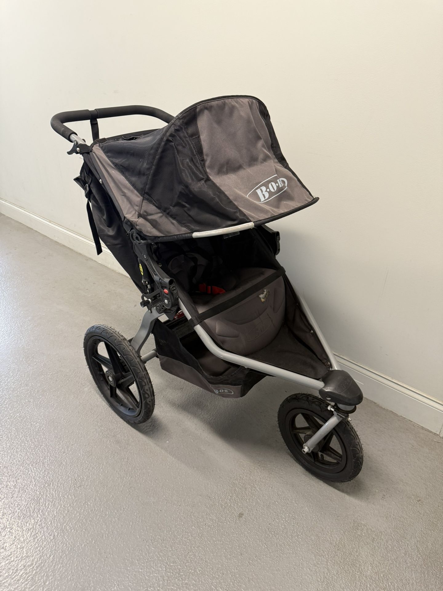 BOB Revolution SE Stroller 2013 (Good condition) PICK UP IN CORNELIUS