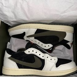 Travis Scott Jordan Low Size 8