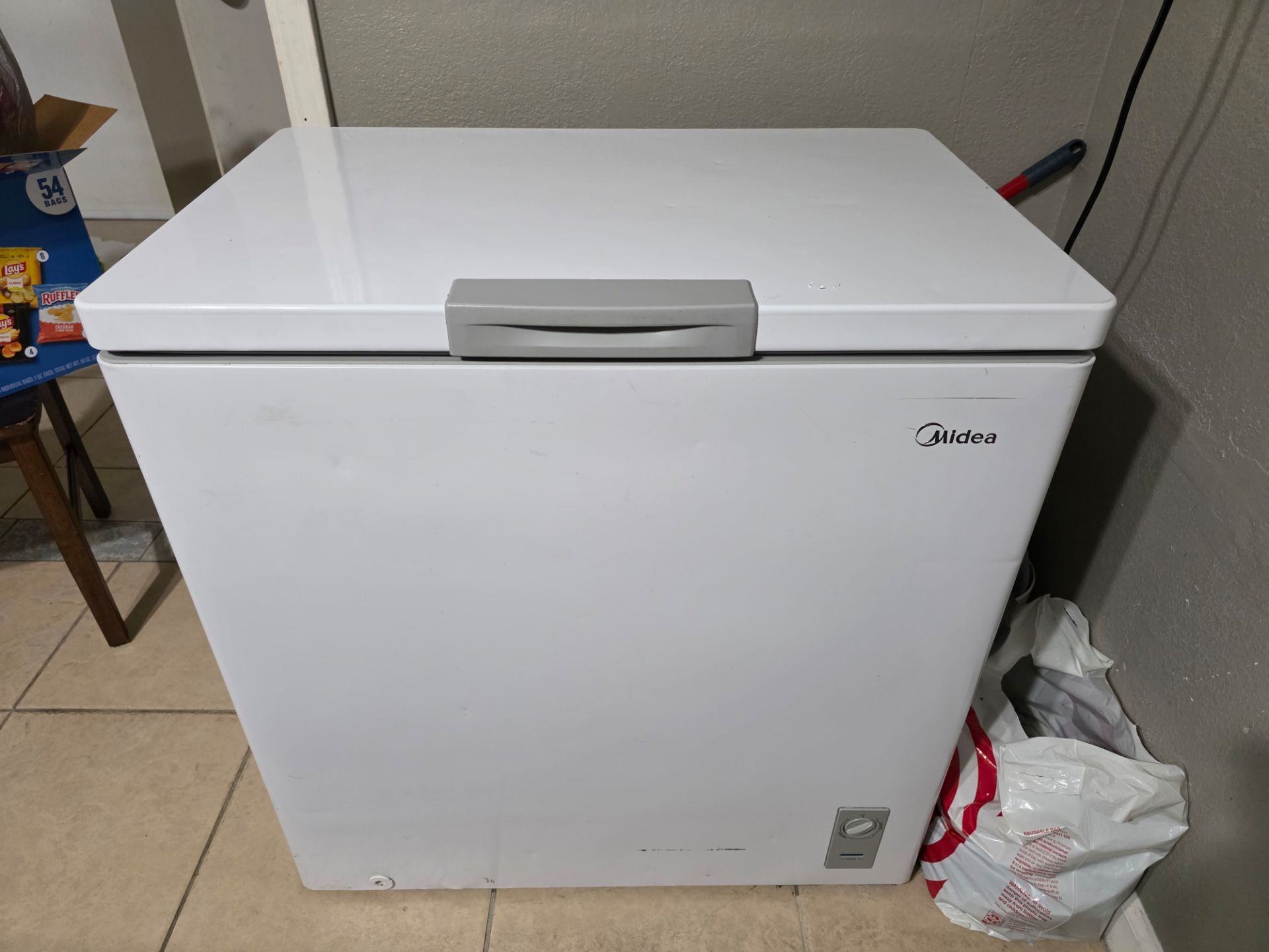 Midea Freezer 7.0cu
