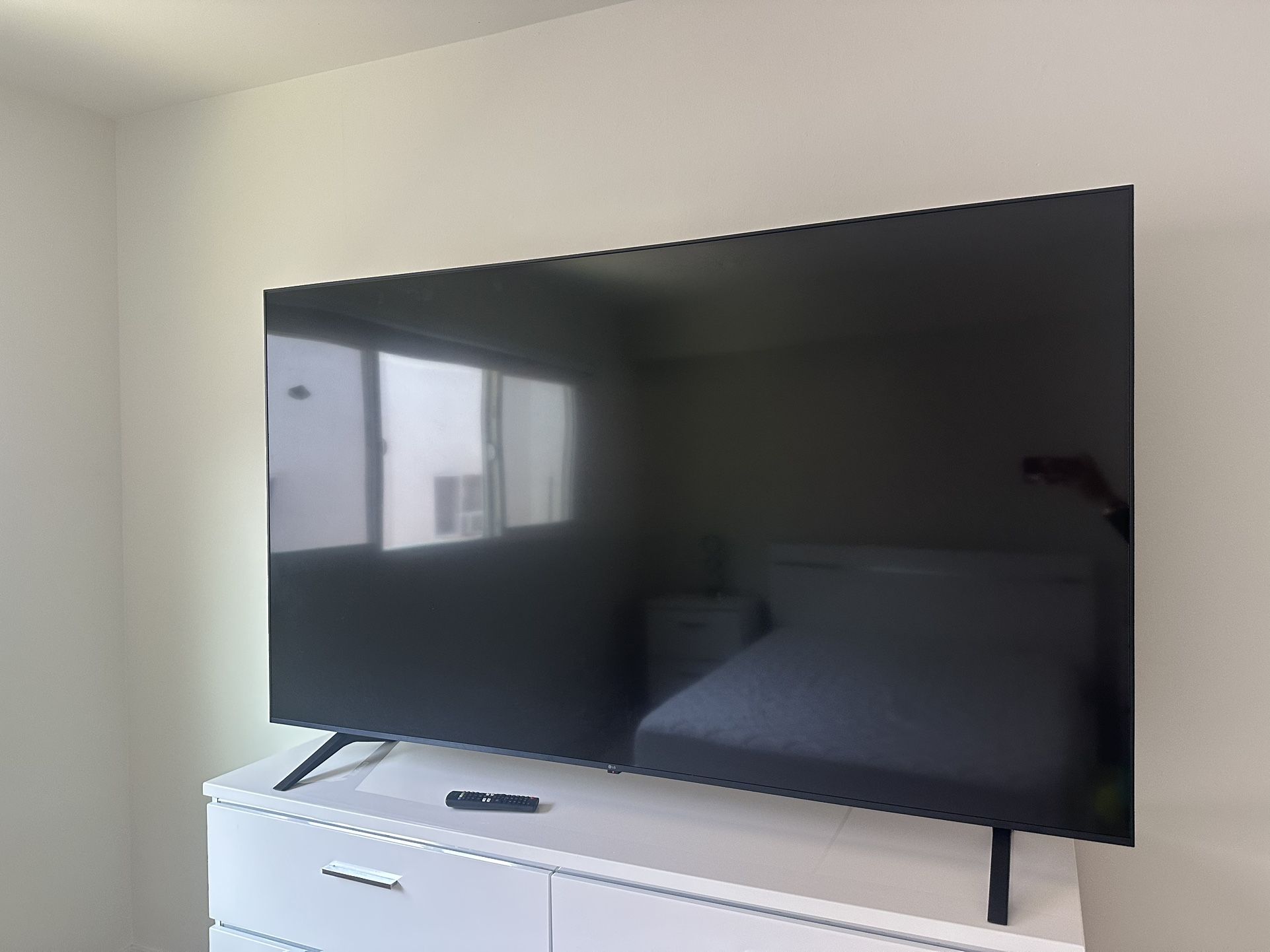 72 inch LG Tv (CASH ONLY‼️)