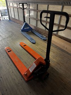 Pallet jack