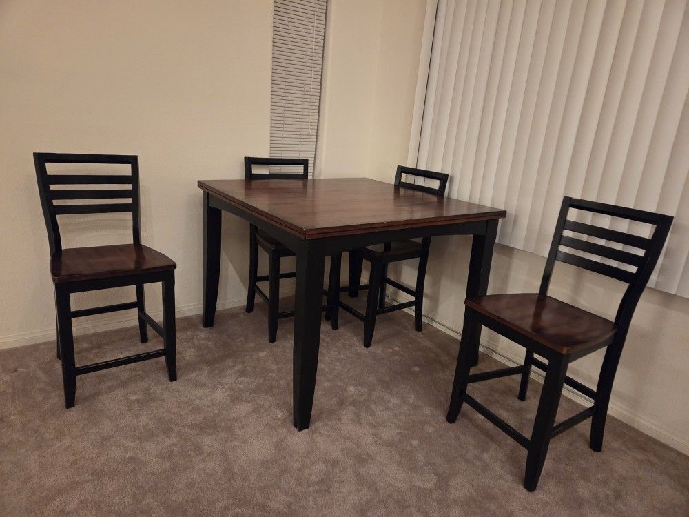 Dining Table With 4 Chairs