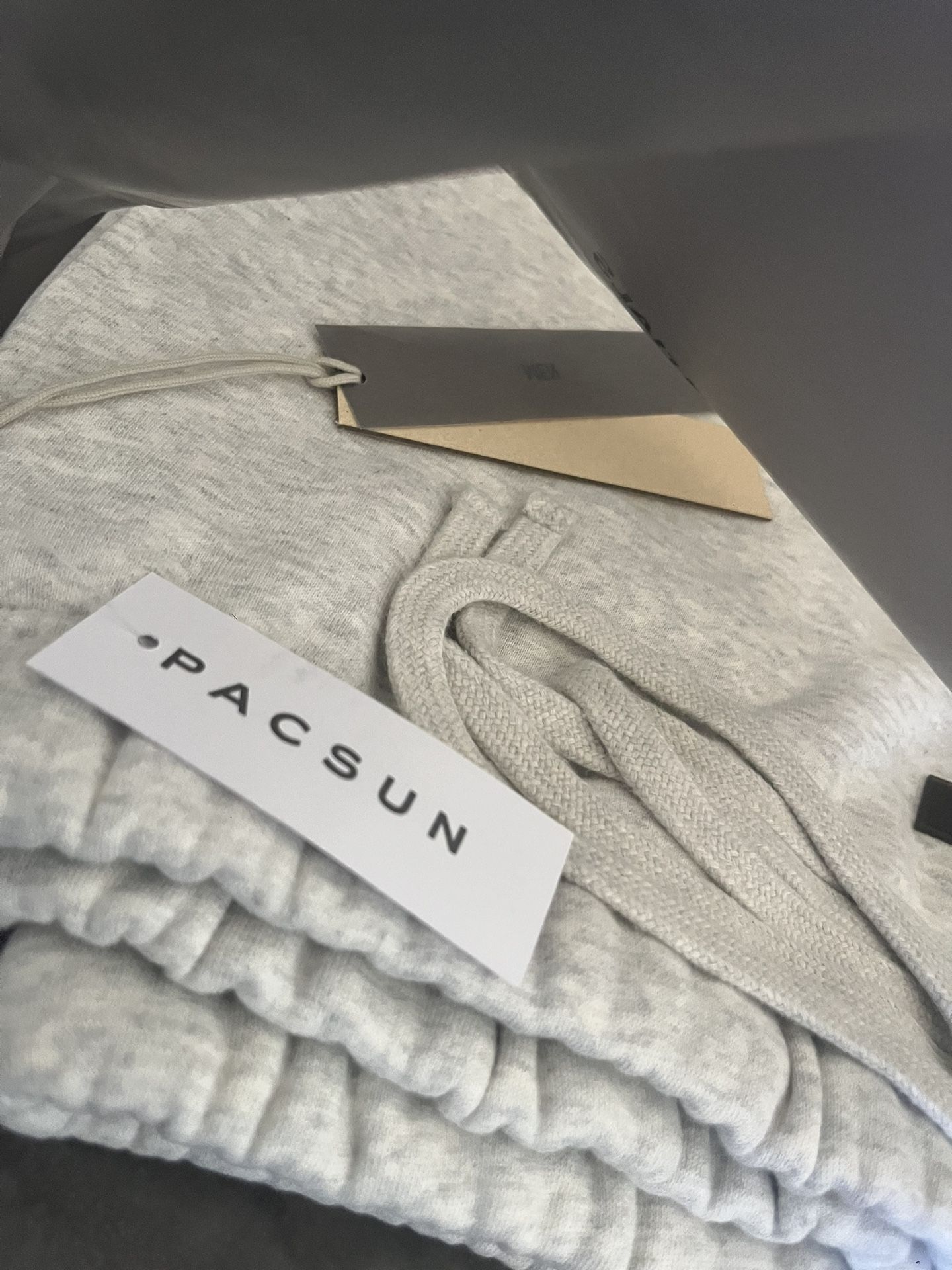 Light Grey Essential Shorts (authentic Frm Pacsun)