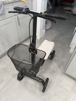 Knee Scooter