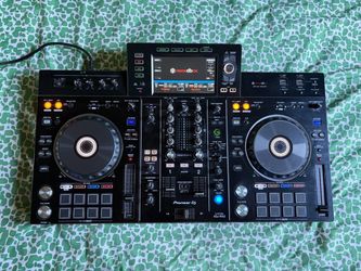 Pioneer XDJ-RX2