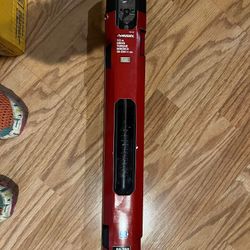 Husky 1/2 Drive Torque wrench 50 - 250 Lbs 