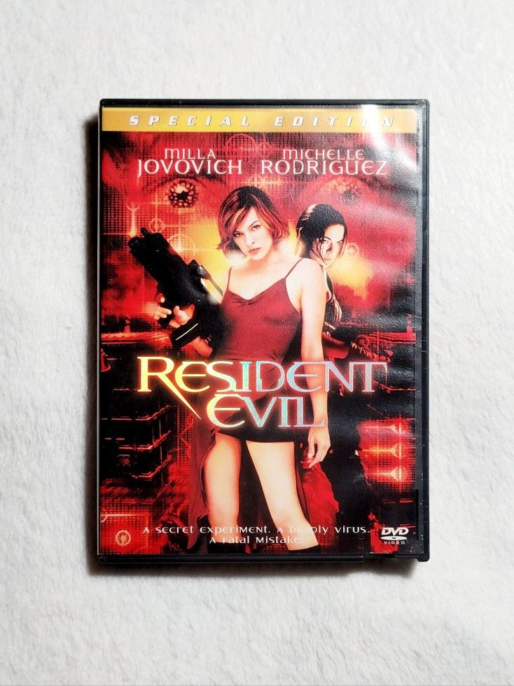 Resident Evil DVD (Blockbuster Rental) 2002