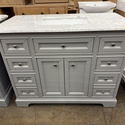 43” Freestanding Bathroom Vanity- On Sale!