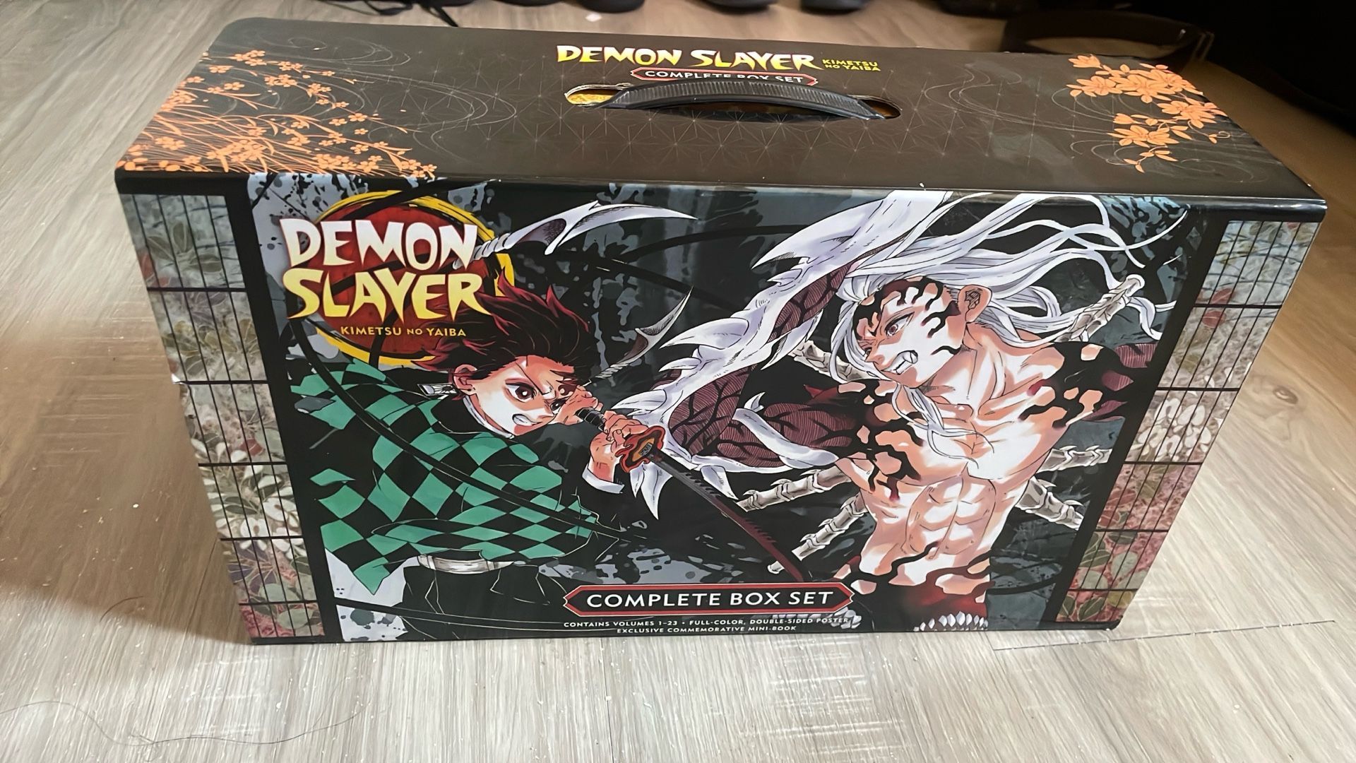 Demon Slayer Manga Complete Set Volumes 1-23 Comes With A Muichiro Figure