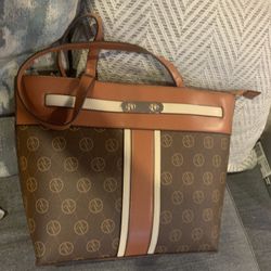 Adrienne Vittadini Purse