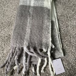 Lauren Conrad Scarf