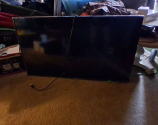 52" Hisense Flat Screen TV – Great Condition (No Remote)