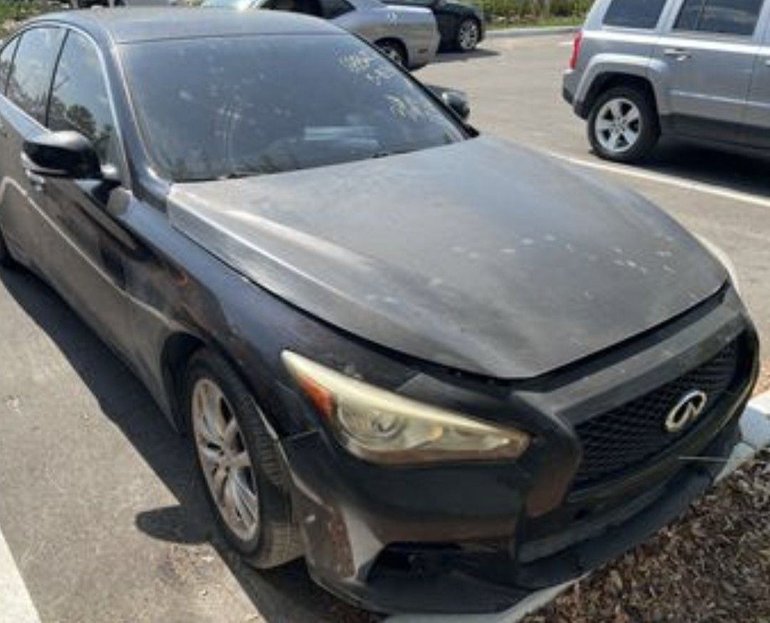 PARTS PARTS PARTS Parting out a 2014 Infiniti Q50