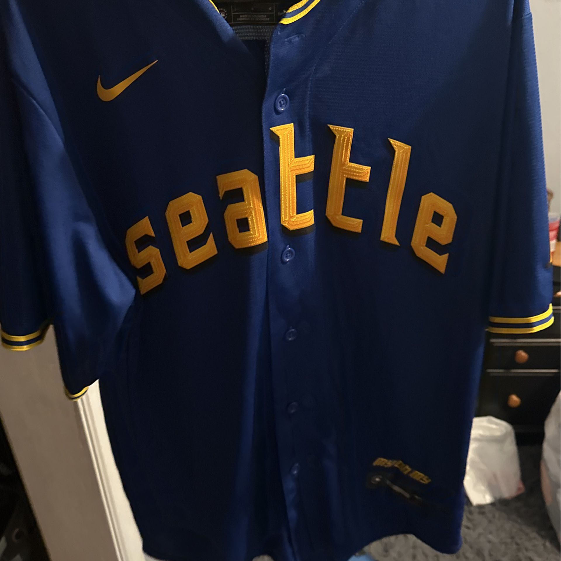 Seattle Mariners City connect authentic size large