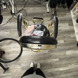 Barber Chair 