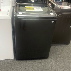 Black Samsung Washer 4.7 Large Capacity