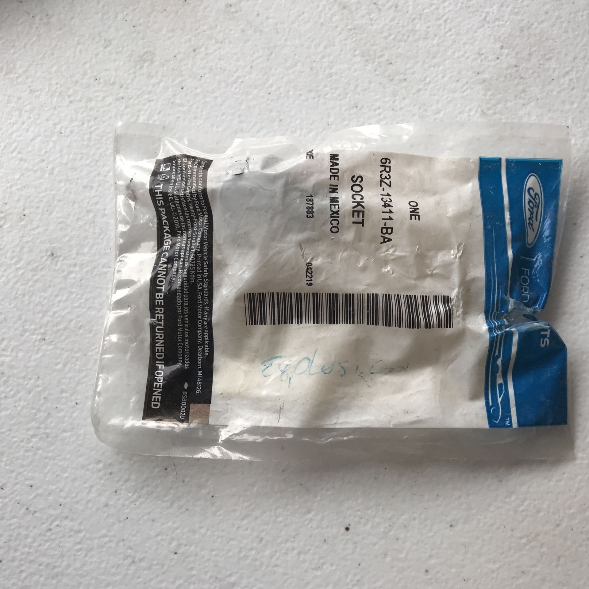 Side Indicator Light Socket Holder 6R3Z-13411-BA for Ford for Mustang 2005-2021