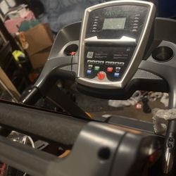 Treadmill 