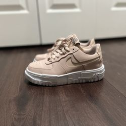 Air Force Platform Light Pink