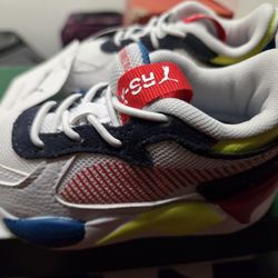 Infant Puma Shoes Size 5C