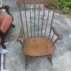 Solid Wood Rocking Chair