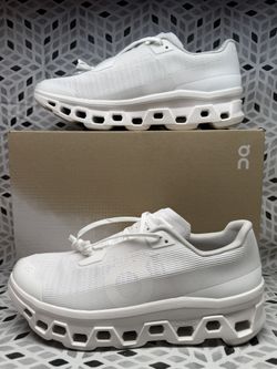 Men’s On CloudMonster Void White/White Size: 8.5us