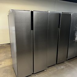 New Open Box Frigidaire Counter Depth Side By Side Refrigerator 