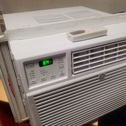12,100 btu ac air conditioner unit w/remote