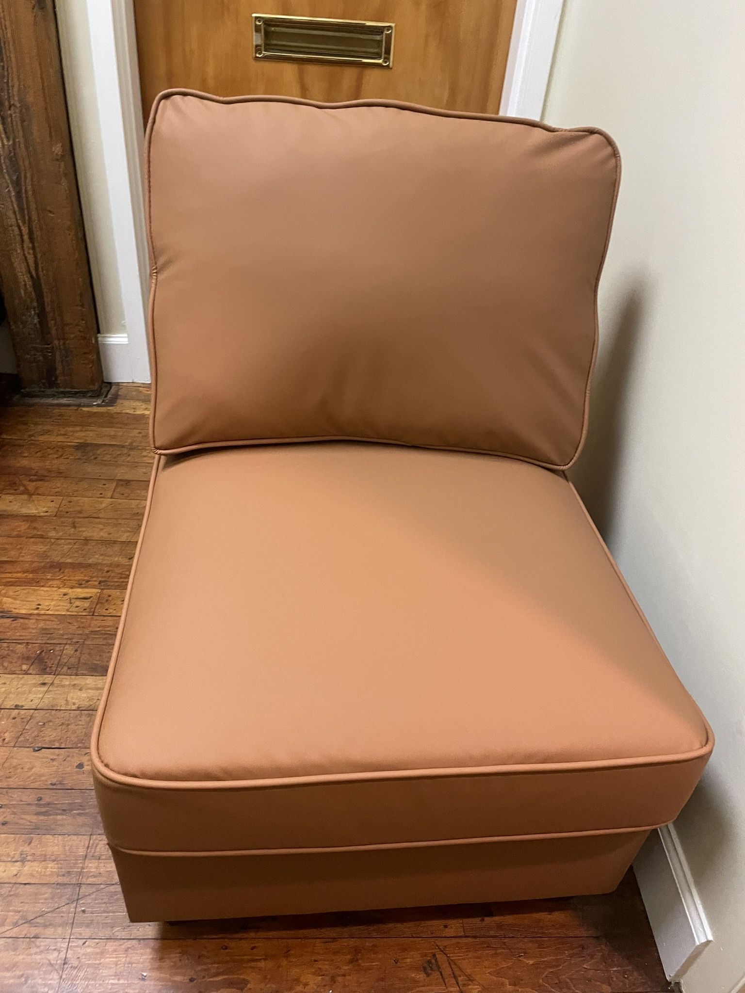 2 Pieces of a sectional / Ottoman