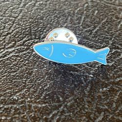 New blue enamel fish smiling pin brooch cute