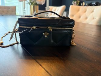 Tory Burch vanity case- NWT