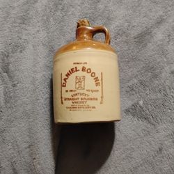 Vintage 1975 Daniel Boone Whiskey Jug