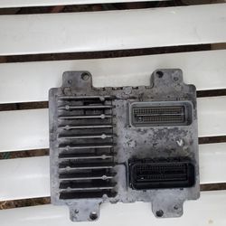 CHEVY GMC SATURN AURA  ENGINE CONTROL ECU 1(contact info removed) YPCX