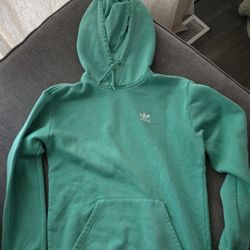 Adidas Sweatshirt