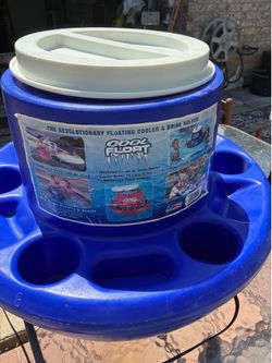 Large flowing Ice box $50 takes it