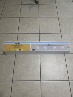 2 LAMPS HAMPTON BAY ( BRAND NEW )