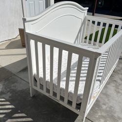 Baby Crib 