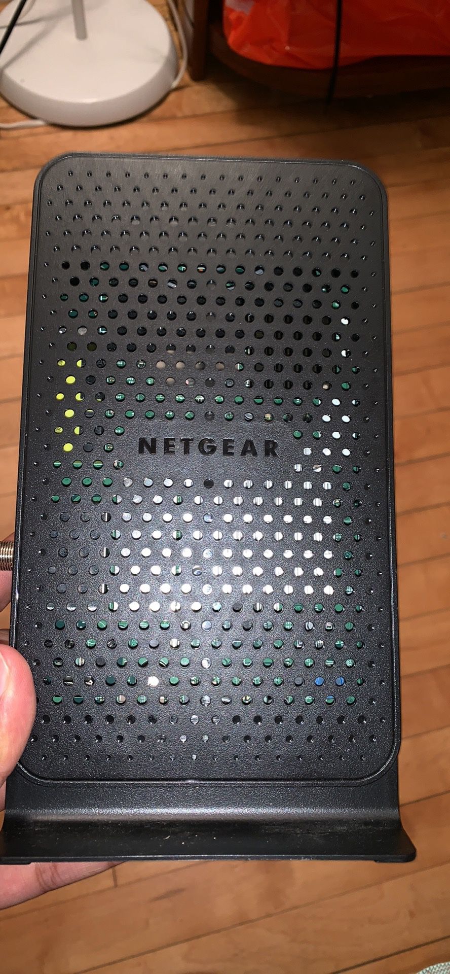 Netgear N300 WiFi router modem