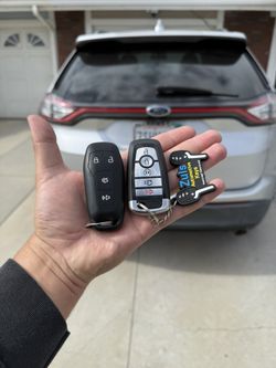 Car Keys. Llaves Para Carros. Autos. Controles. Remote